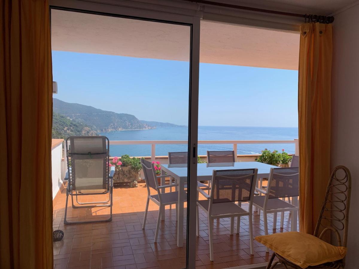 ⭑ Terrace + Sea views + Private Beach. What else? ⭑ Tossa de Mar Kültér fotó